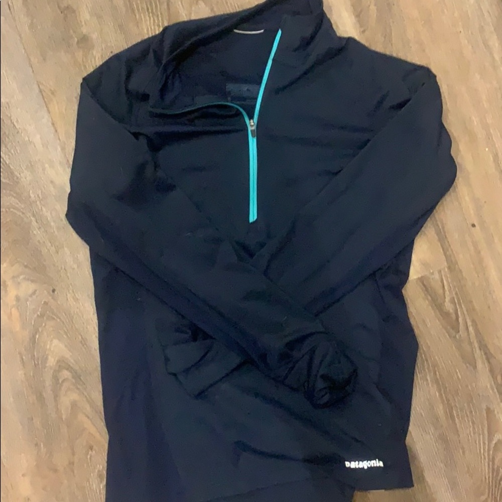 patagonia quarter zip sweatshirt